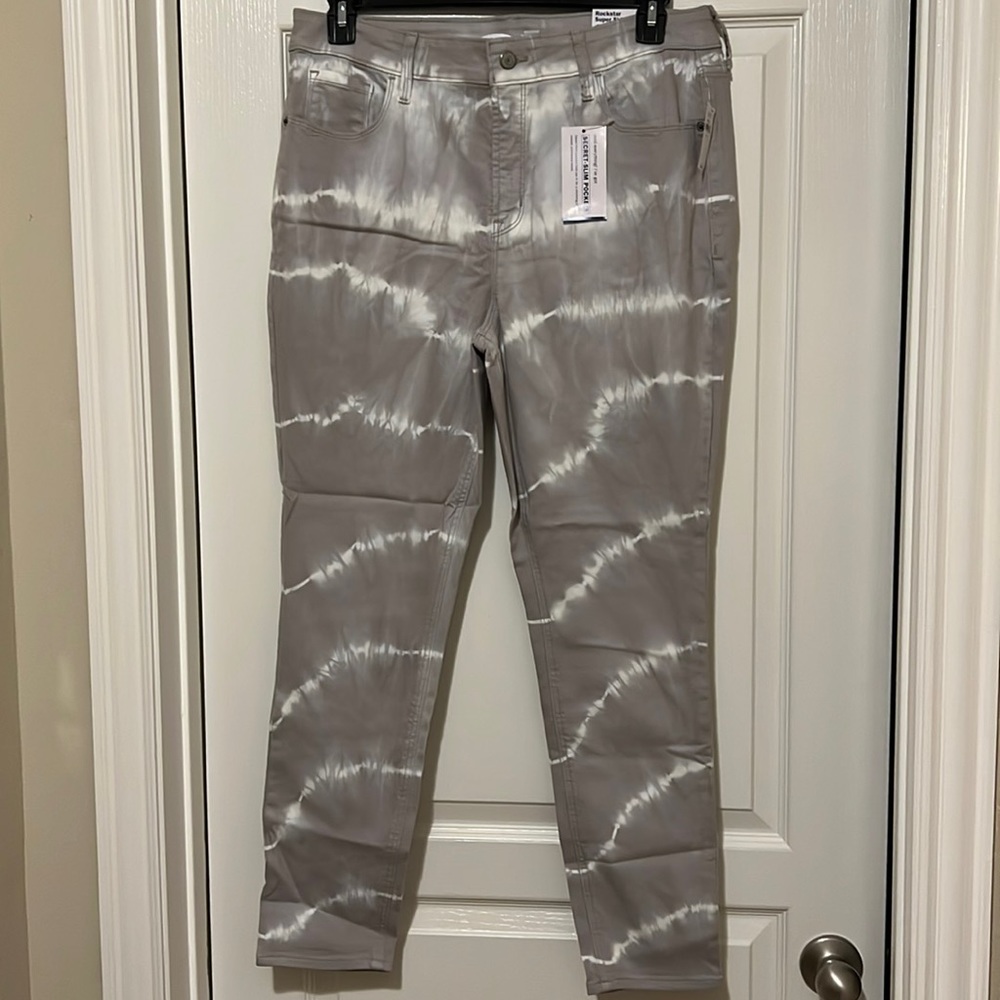 NWT Old Navy High-Waisted Rockstar Super Skinny Tie-Dye Jeans